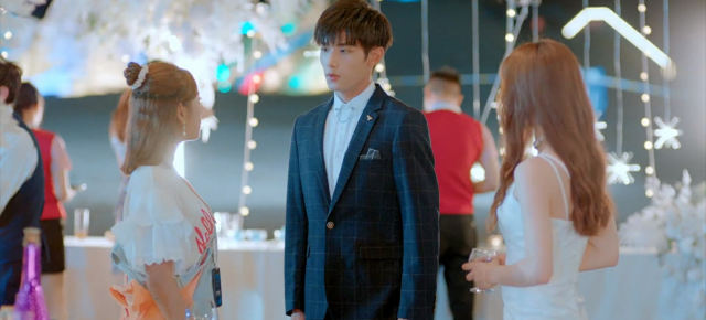 住我對面的小哥哥 線上看