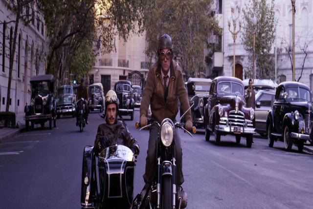 追緝聶魯達劇照 6