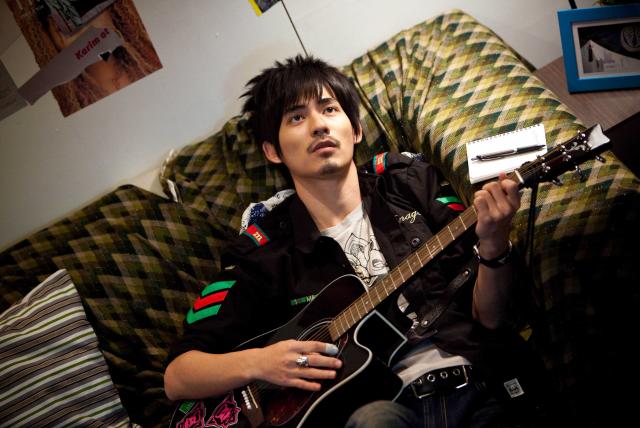 愛你一萬年預告片 01