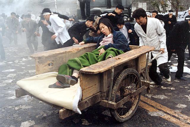 總統的理髮師劇照 4