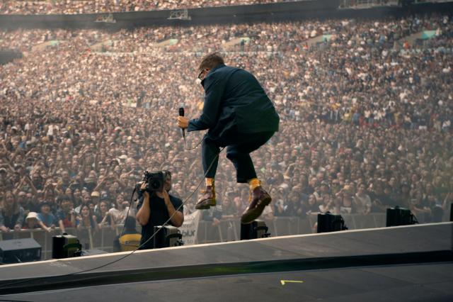 布勒合唱團：溫布利球場演唱會劇照 3