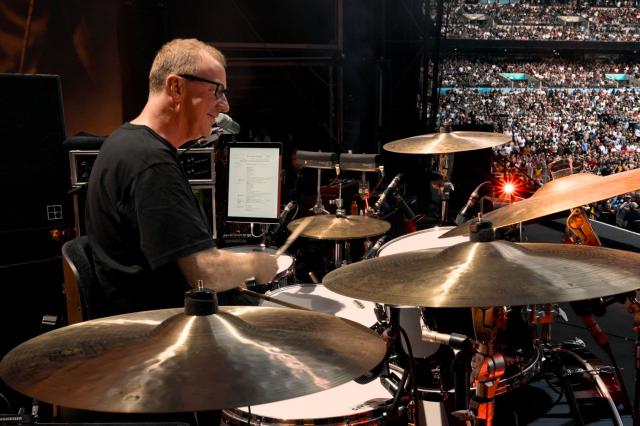 布勒合唱團：溫布利球場演唱會劇照 5