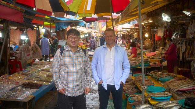 亞歷山大的南韓歷險記 第一季 第3集