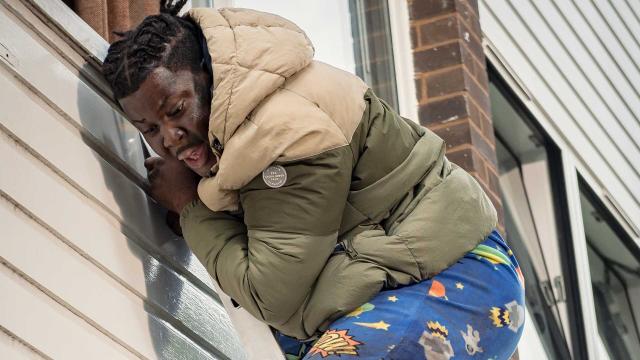 黑色行動 第一季 第2集劇照 1