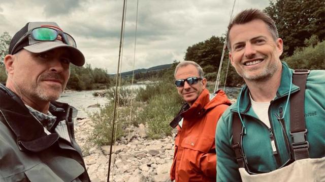 羅布森與吉姆飛蠅釣冒險 第二季 線上看