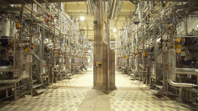 超級工廠的秘密 第二季 線上看