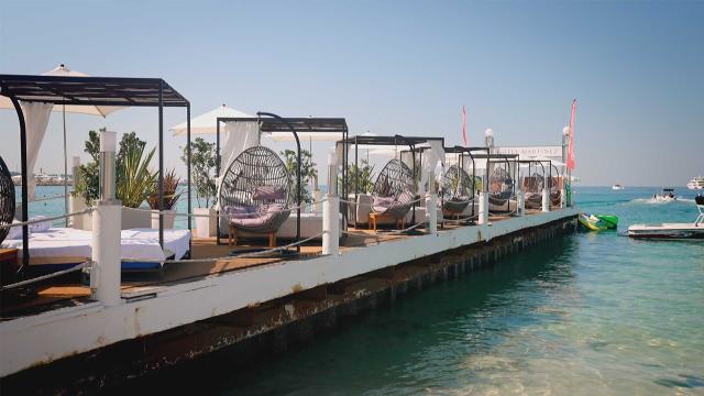 億萬豪奢度假村 線上看