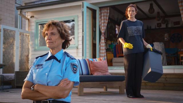 重返天堂島疑雲 第一季 線上看