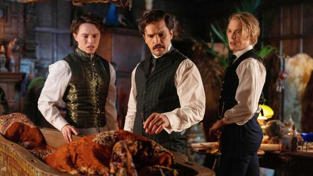 英國靈異故事：第249號拍賣品 第一季預告片 01