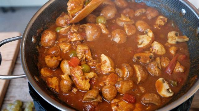 尼莎的農莊廚房 線上看