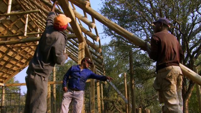 打造五星級遊獵渡假村 第1集劇照 1