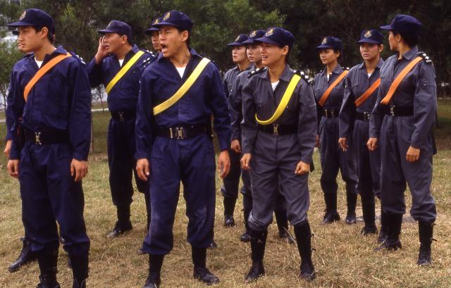 神勇飛虎霸王花預告片 01