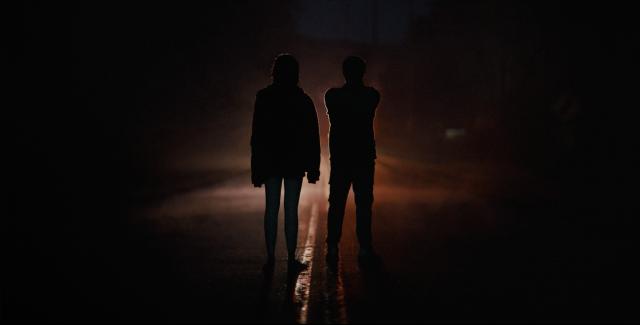 異鄉謎蹤劇照 3