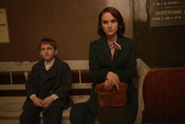 愛與黑暗的故事劇照 1