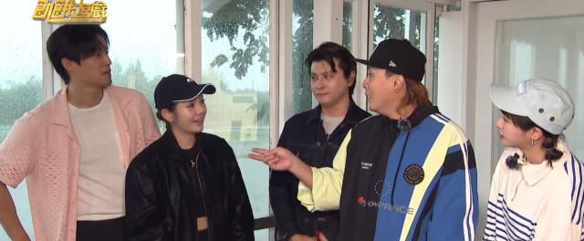 飢餓遊戲 第399-411集 線上看