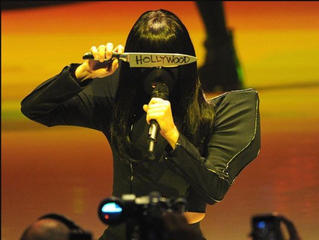 女神卡卡－降臨倫敦iTunes演唱會劇照 3