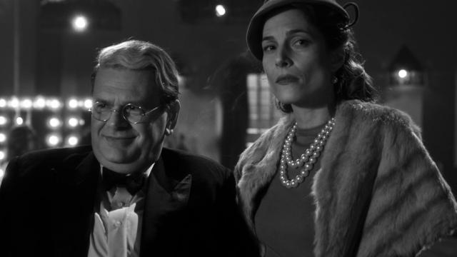 麥可．寇蒂斯的北非諜影劇照 3