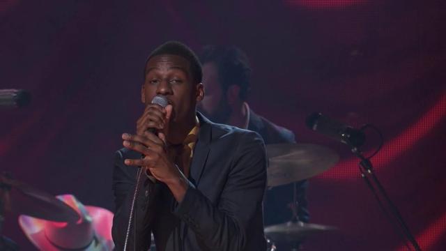 里歐布里基-2015年 倫敦現場演唱劇照 4