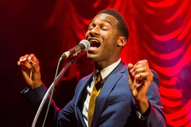 里歐布里基-2015年 倫敦現場演唱劇照 5