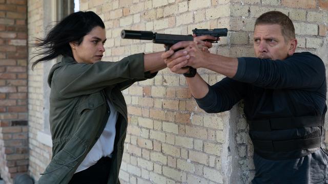 一觸即發劇照 3