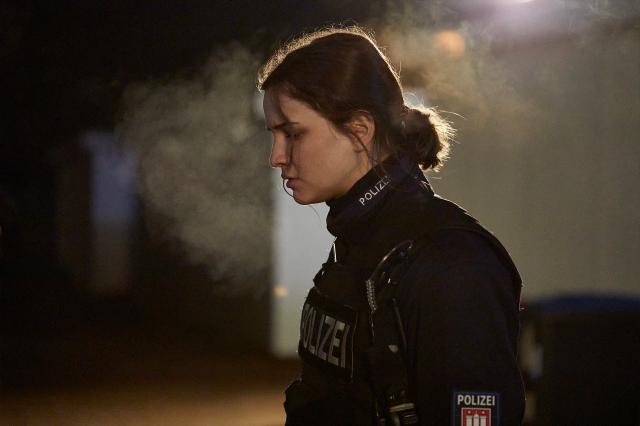 烈焰警花劇照 4