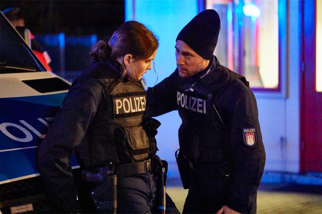 烈焰警花預告片 01