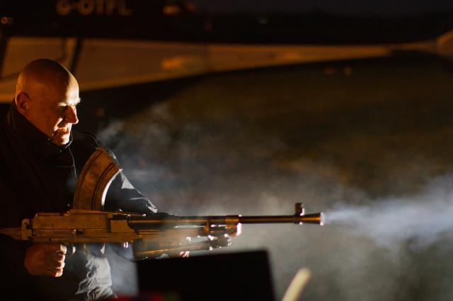 重返危城之偷竊法則劇照 3