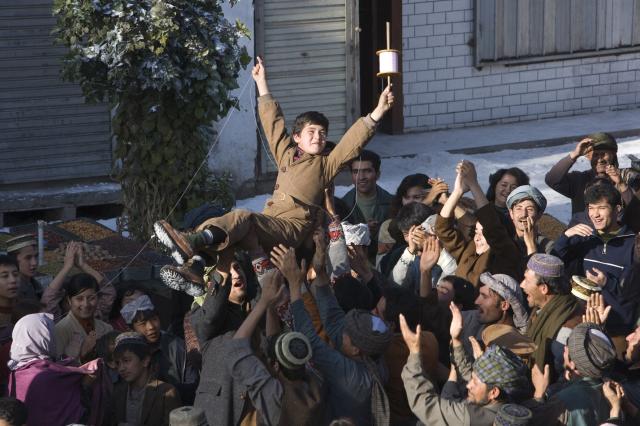 追風箏的孩子預告片 01