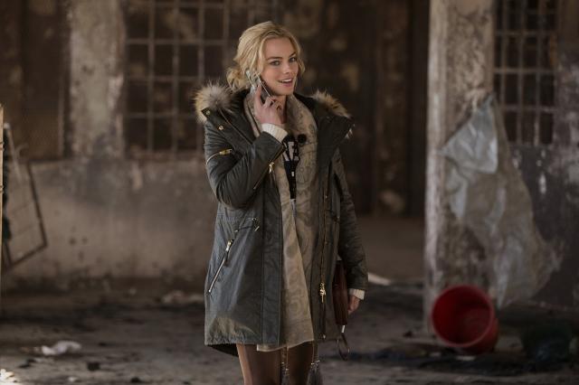 戰地女記者預告片 01