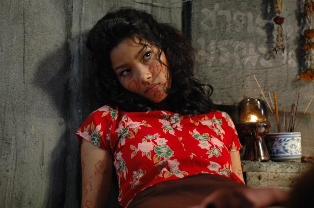 邪降3：鬼影隨行預告片 01