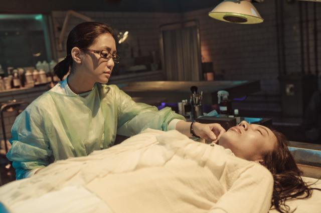 命運化妝師劇照 17