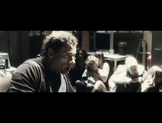 打不死的男人劇照 10