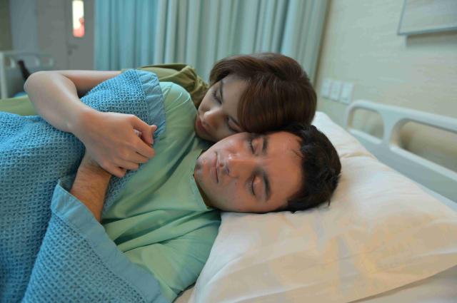 比悲傷更悲傷的故事（印尼版）劇照 9