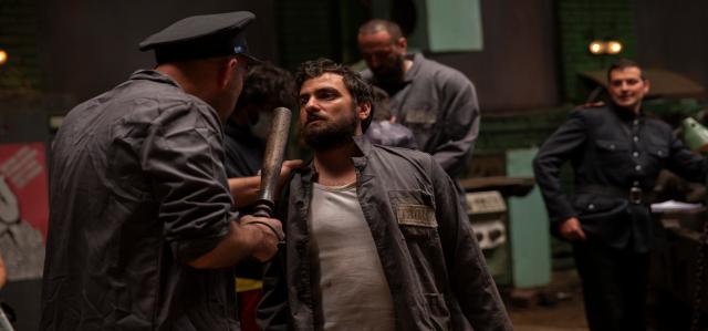 鋼鐵之心－勇者之盾劇照 3