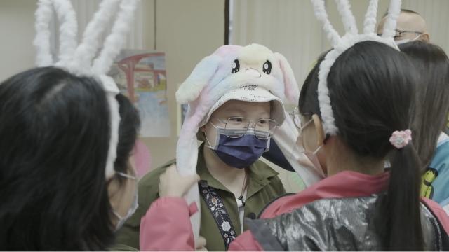 富邦公益大使-讓愛融畫劇照 4