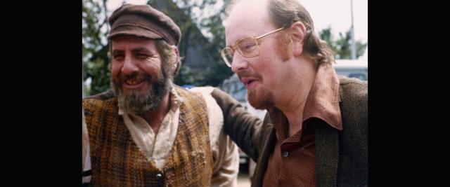 日出日落：屋頂上的提琴手