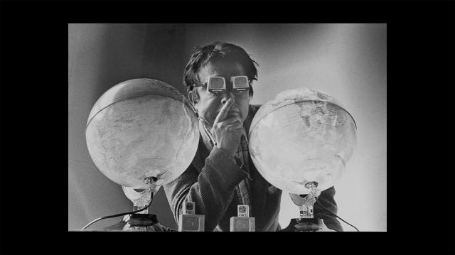 白南準：月亮是最古早的電視預告片 01