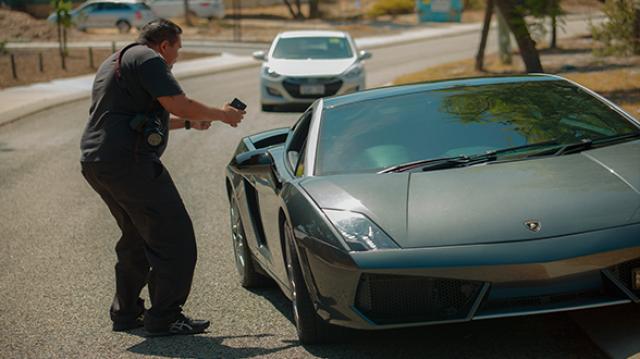 獵捕行動預告片 01