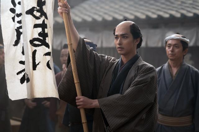 大膽狂徒〜蔦重繁華如夢故事〜 線上看