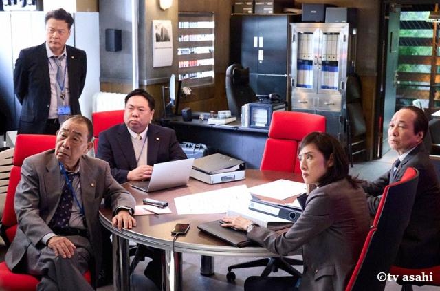 女王偵訊室 2025劇照 8