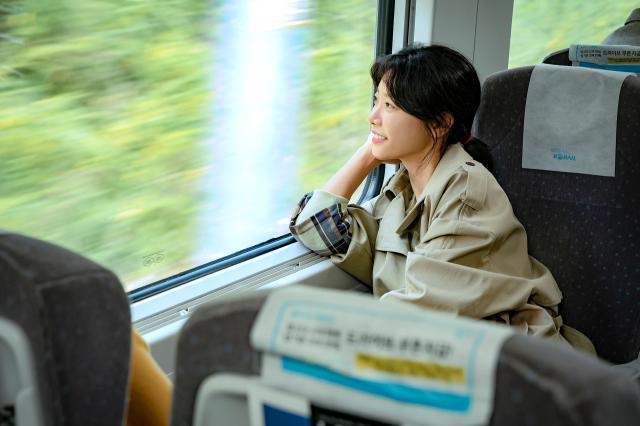 愛不可失預告片 01