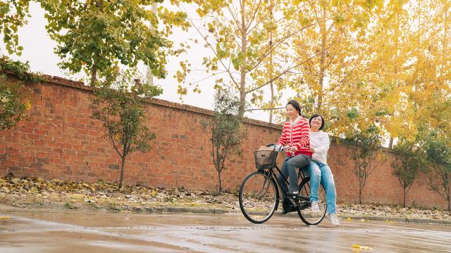 你好，李煥英預告片 01