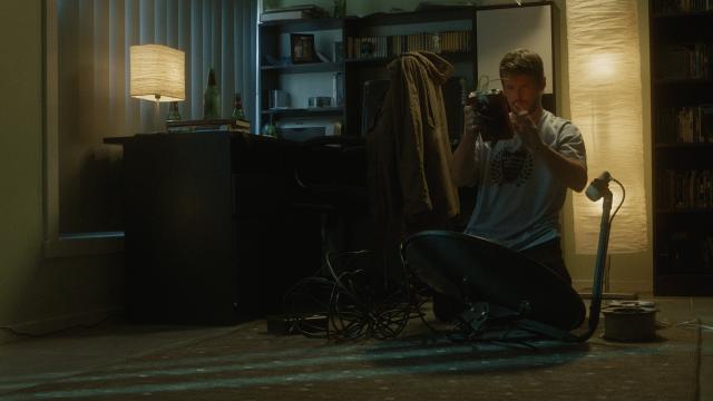 她綠般小姐預告片 01