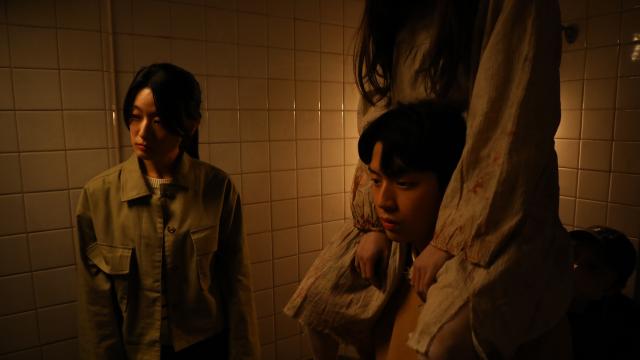 邪體：鬼拼屠預告片 01