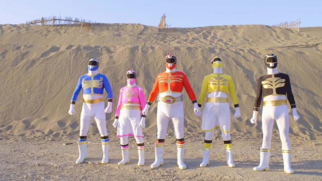 邀阿公阿嬤拍B級殭屍片