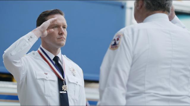 烈焰救援劇照 6