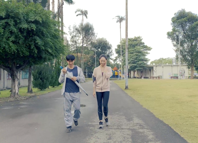 跑跑停停－第十四屆myfone行動創作獎微電影二獎、最佳演員獎