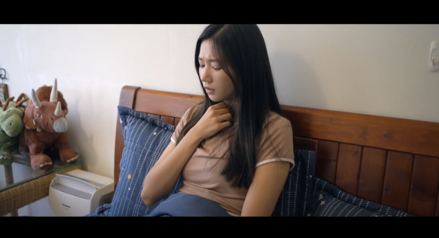 一線之隔-第十六屆myfone行動創作獎極短片佳作劇照 3